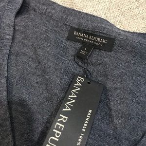 New Gray merino washable wool sweater Banana